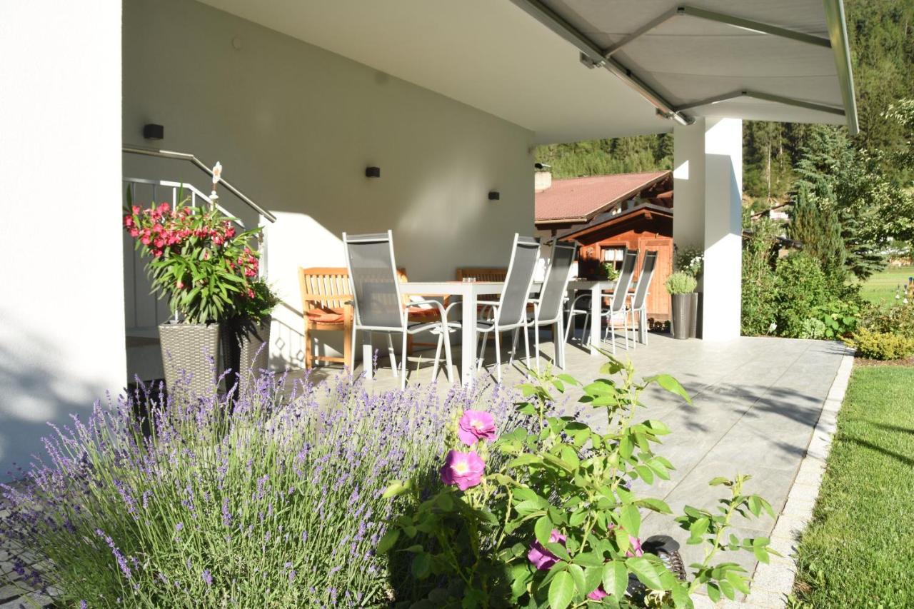 Apart Caecilia Ried im Oberinntal Exterior photo
