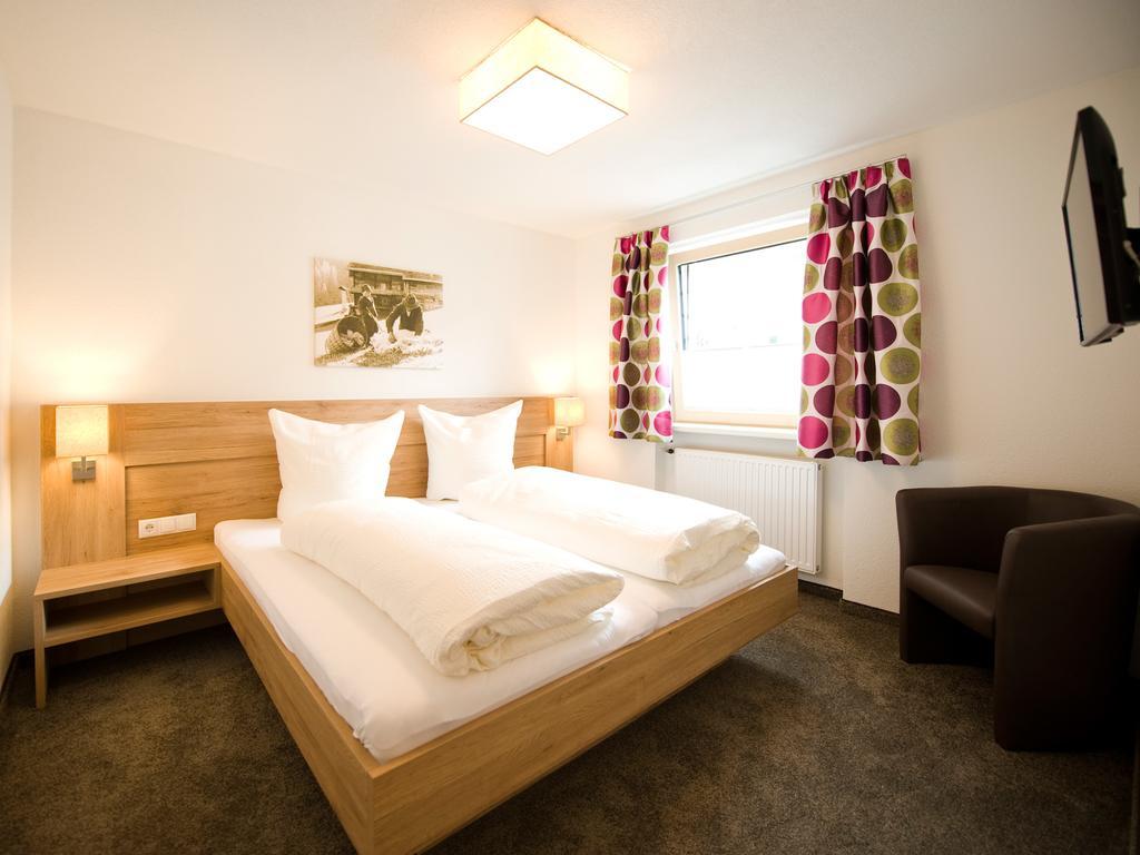 Apart Caecilia Ried im Oberinntal Room photo
